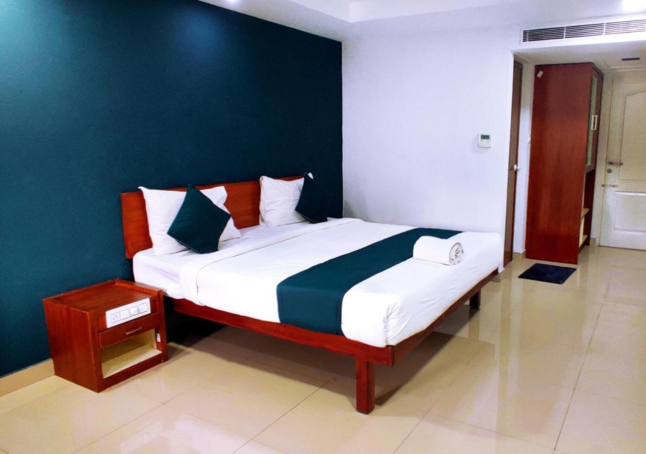 Kochi The Reach Hotel מראה חיצוני תמונה