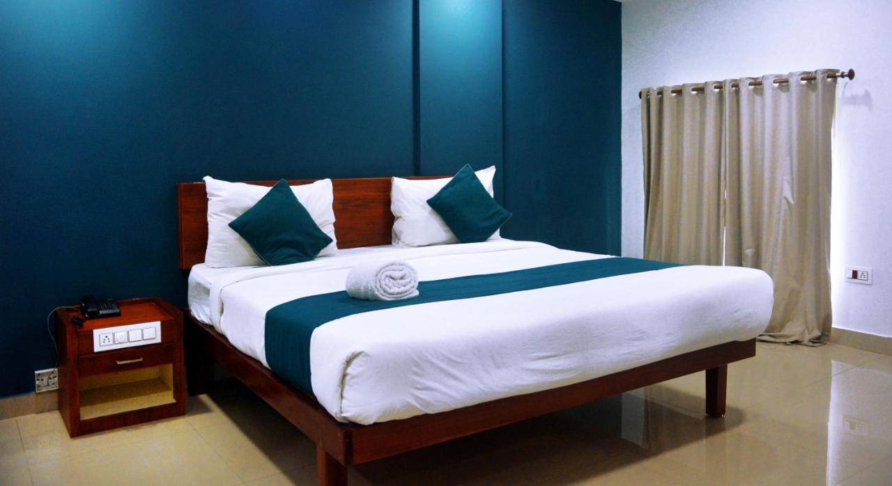 Kochi The Reach Hotel מראה חיצוני תמונה
