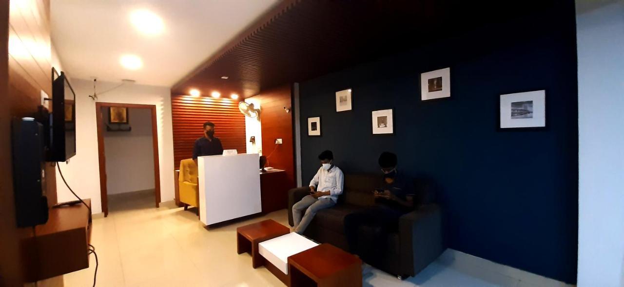 Kochi The Reach Hotel מראה חיצוני תמונה