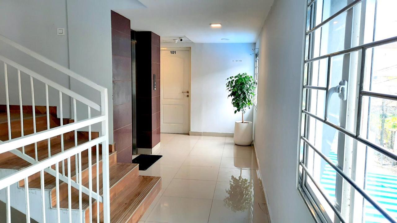 Kochi The Reach Hotel מראה חיצוני תמונה