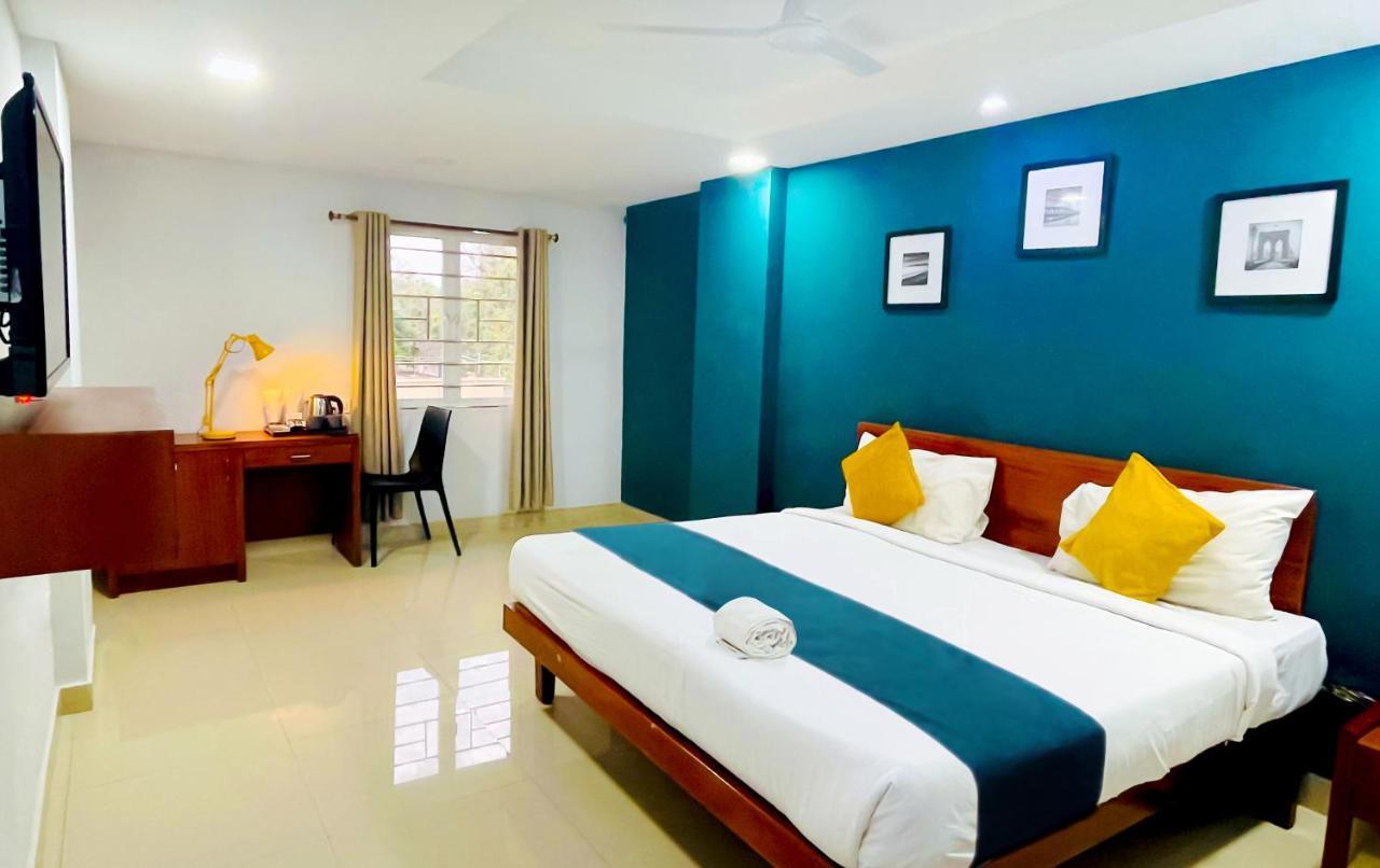 Kochi The Reach Hotel מראה חיצוני תמונה