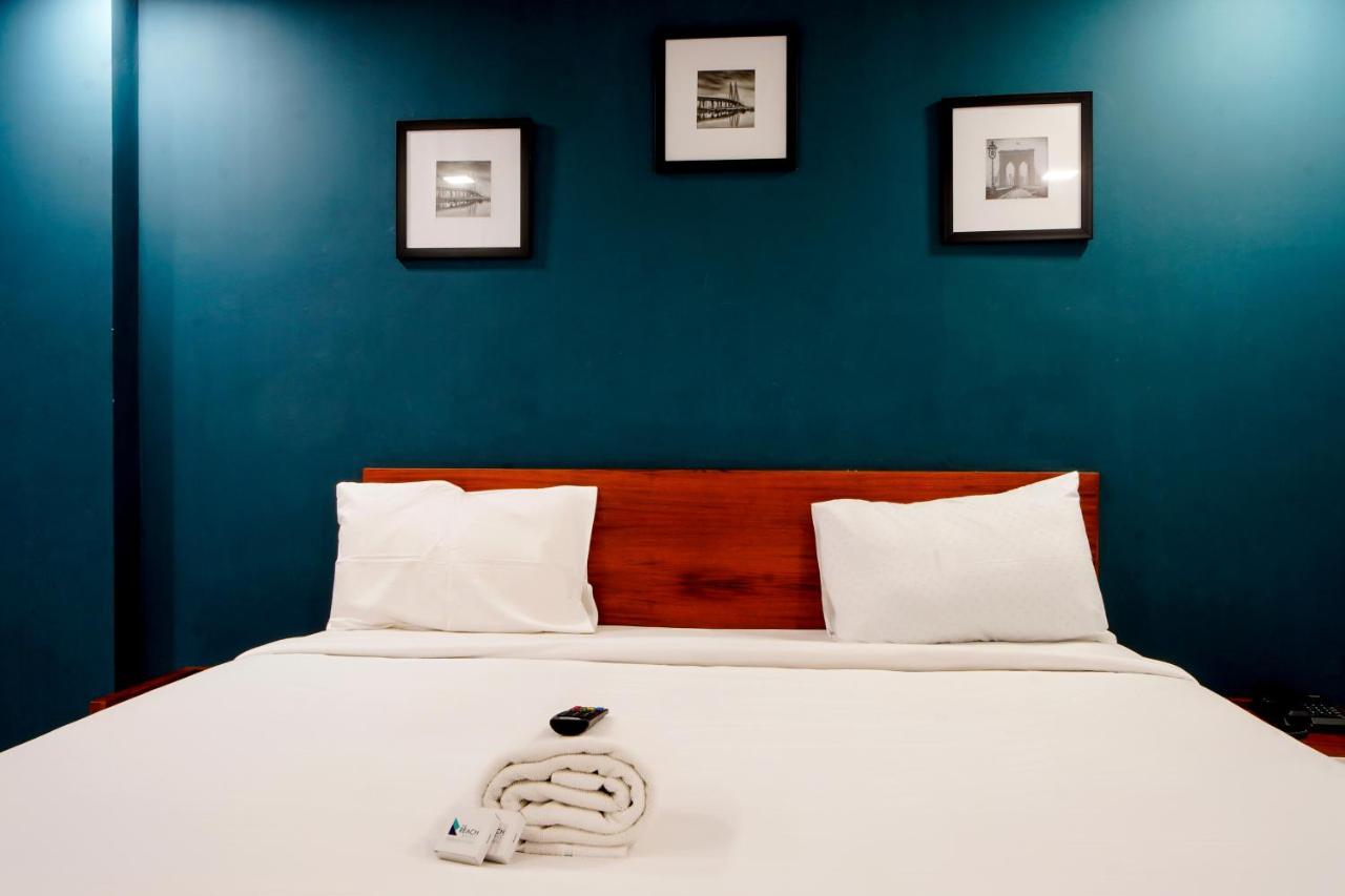 Kochi The Reach Hotel מראה חיצוני תמונה