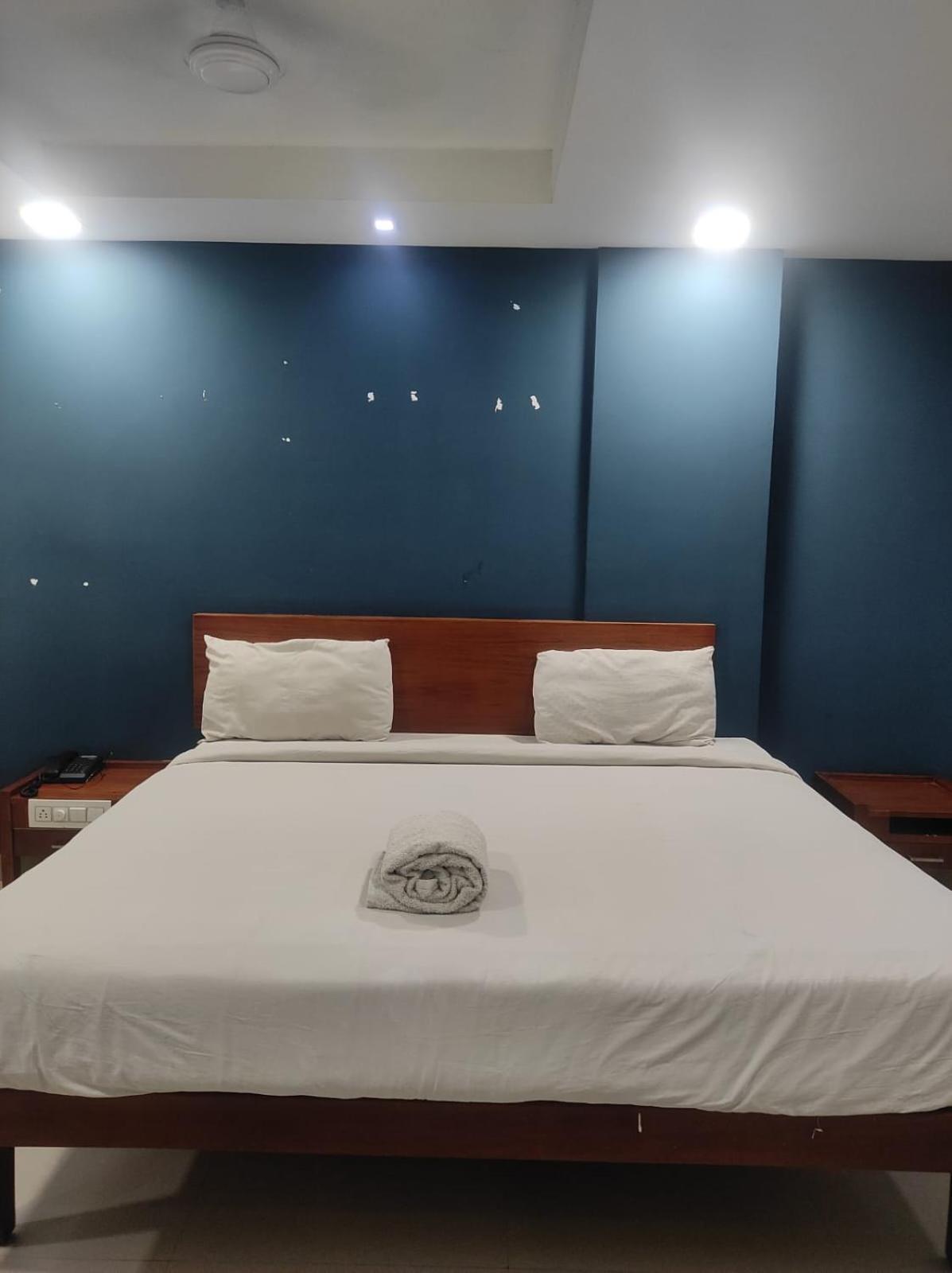 Kochi The Reach Hotel מראה חיצוני תמונה