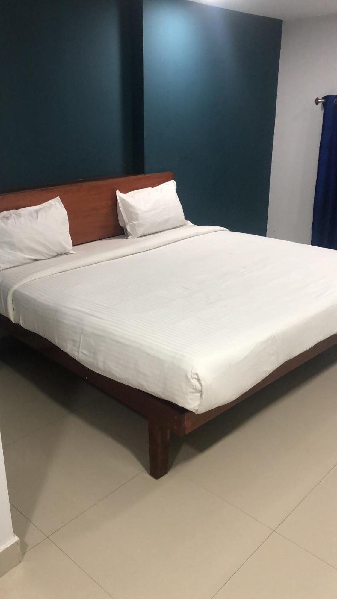 Kochi The Reach Hotel מראה חיצוני תמונה
